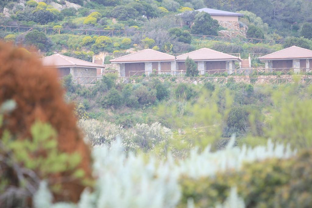 Sul Mare Residenze Di Bes Ferienhaus Chia
