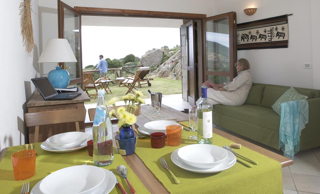 Sul Mare Residenze Di Bes Chia